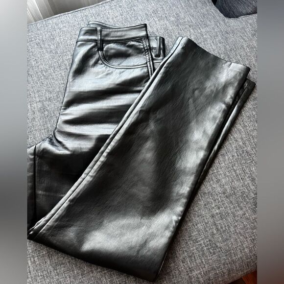 Wilfred
The Melina™ Super High-rise Pant Size 8 - Picture 16 of 16